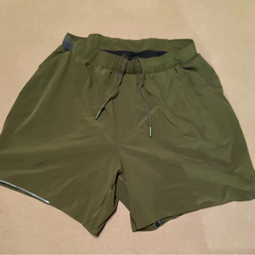 Lululemon Men’s Pace Breaker Liner shorts